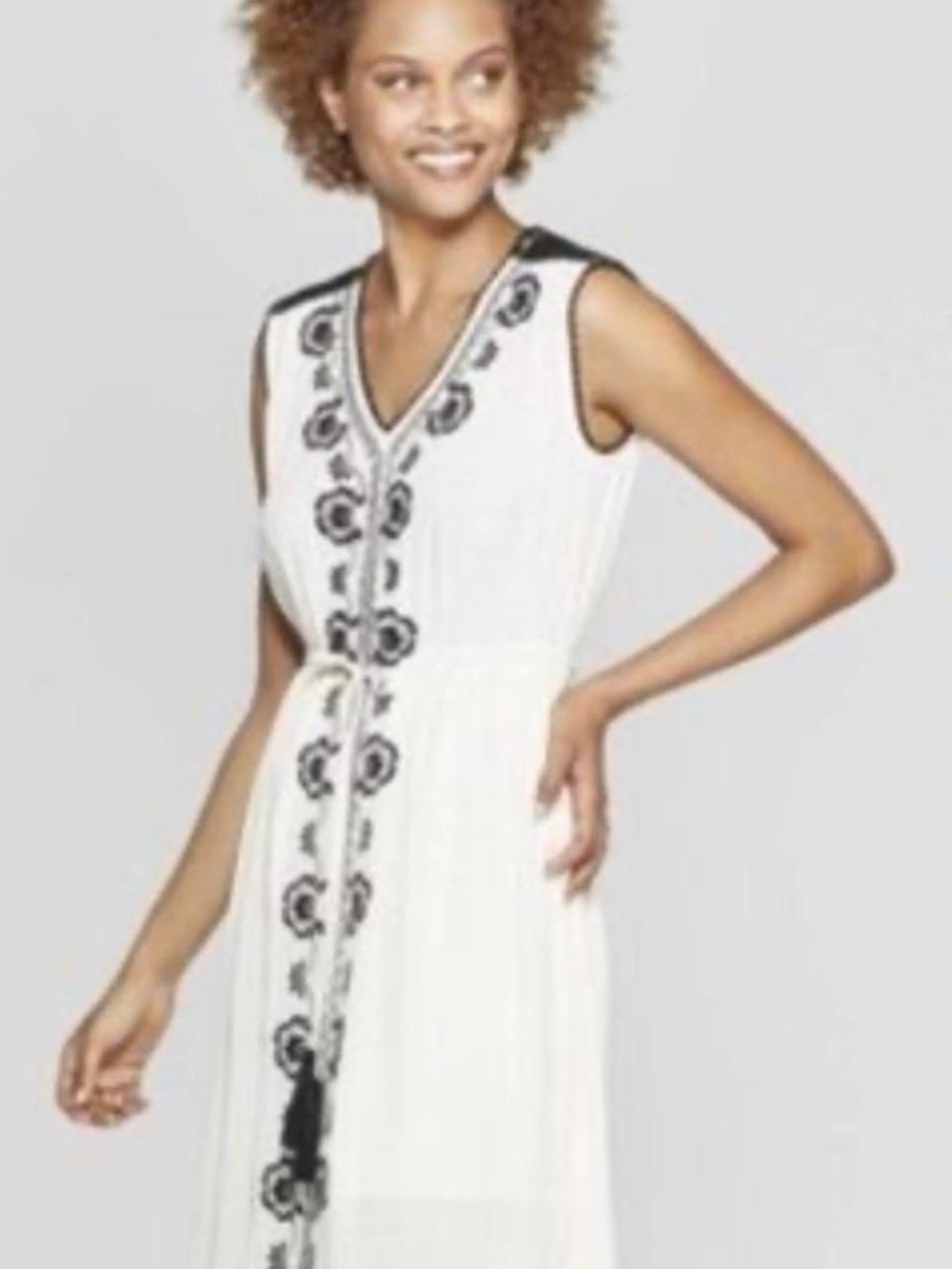 Knox Rose White Sleeveless Maxi Dress with Black Embroidery